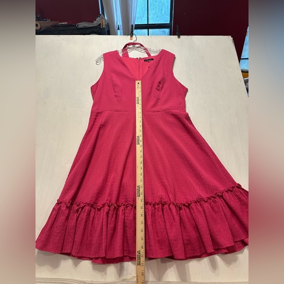 Tommy Hilfiger Pink Textured Sleeveless Belted Dress Size 14 Ruffle Hem - Picture 10 of 10